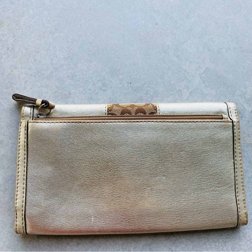 Coach Vintage Y2K Classic C Logo Butter‎ Soft Rose Gold Leather Wallet - Picture 6 of 6